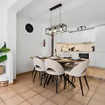 Vivi Homes - Montesol - Terrace - Jacuzzi - Sea View * 토레몰리노스
