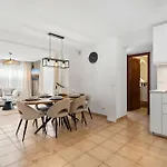 아파트 Vivi Homes - Montesol - Terrace - Jacuzzi - Sea View *