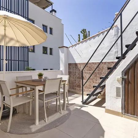 Vivi Homes - Montesol - Terrace - Jacuzzi - Sea View アパート